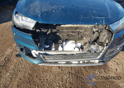 2018 Audi Q7 2.0T Premium z USA, uszkodzony, nr VIN WA1LHAF75JD026713